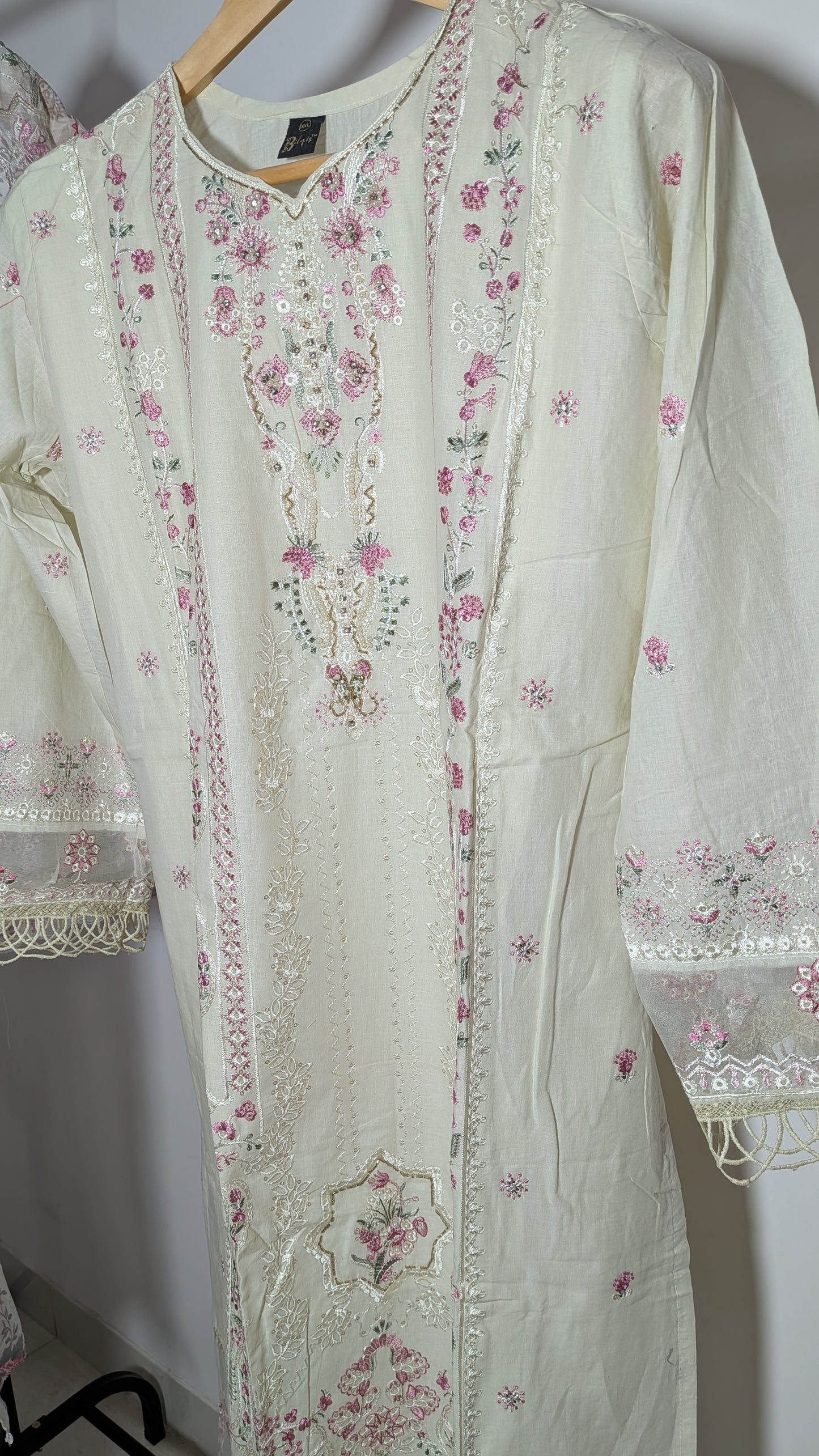 Bilqis B 205 Readymade Lawn Cotton Pakistani Salwar Kameez
