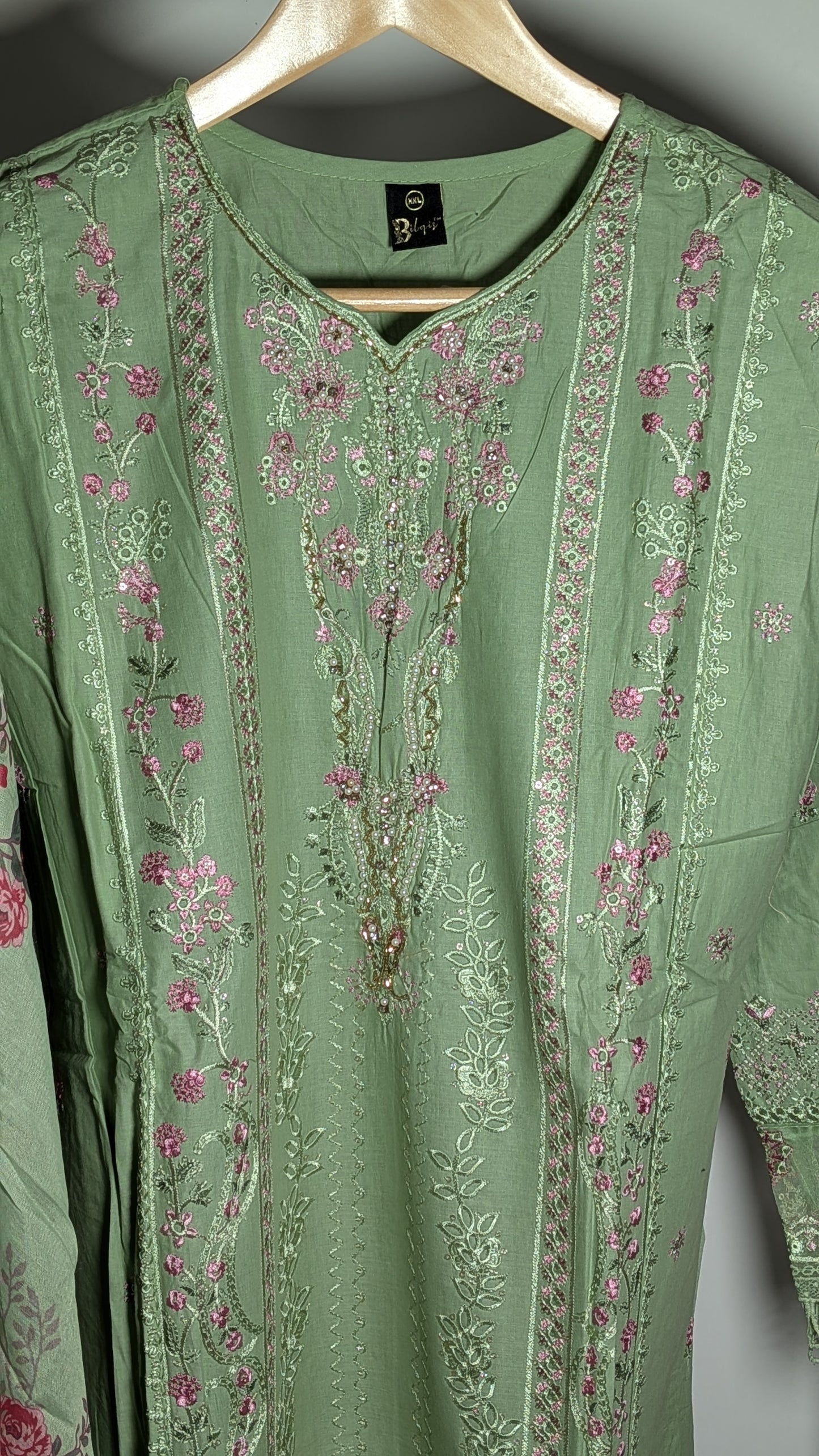Bilqis B 205 Readymade Lawn Cotton Pakistani Salwar Kameez