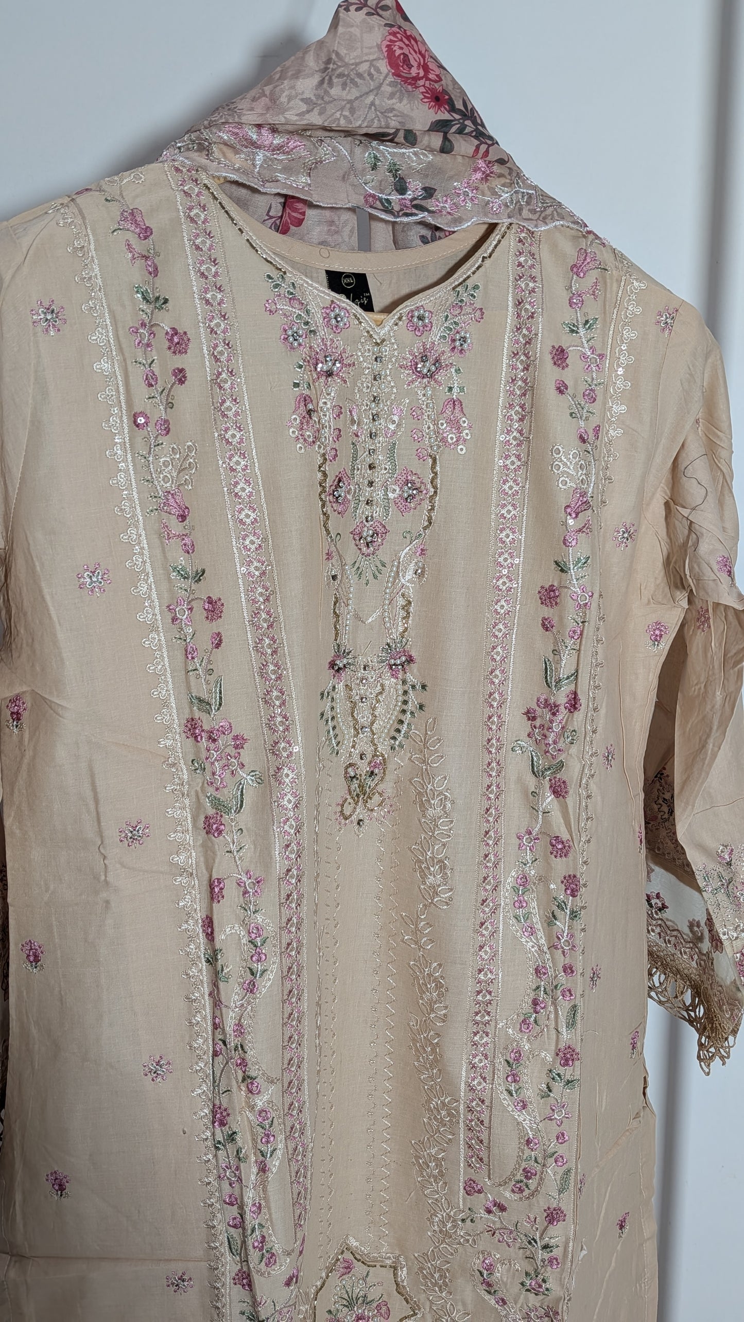 Bilqis B 205 Readymade Lawn Cotton Pakistani Salwar Kameez