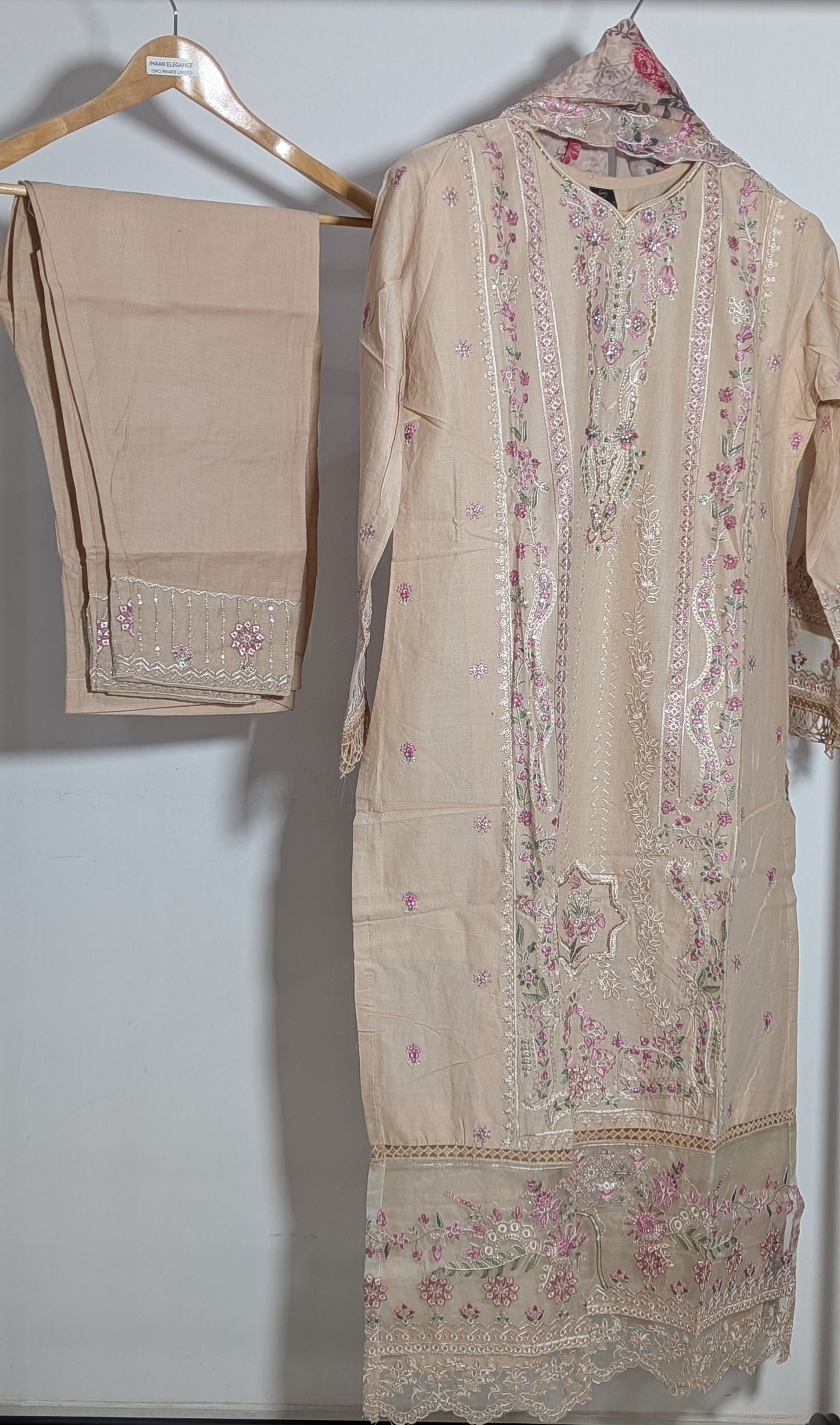 Bilqis B 205 Readymade Lawn Cotton Pakistani Salwar Kameez