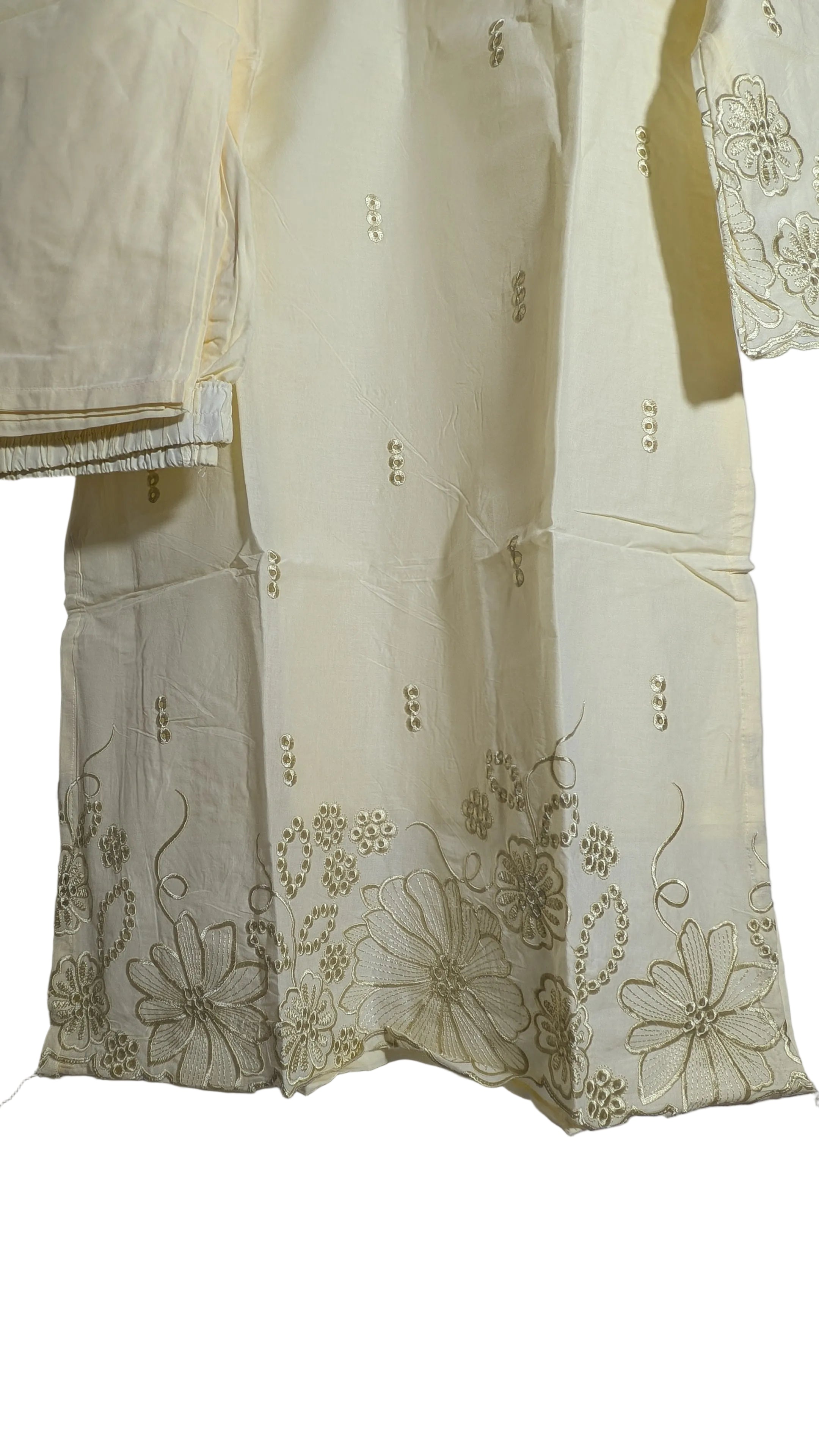 Soft Buttercream Floral Scalloped Co-ord Set | Tone-on-Tone Edition